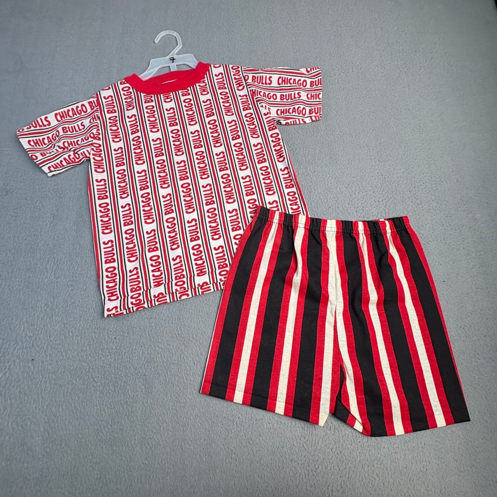 Vintage Chicago Bulls KIDS T-Shirt and Shorts Set Red Black White Striped Size 7